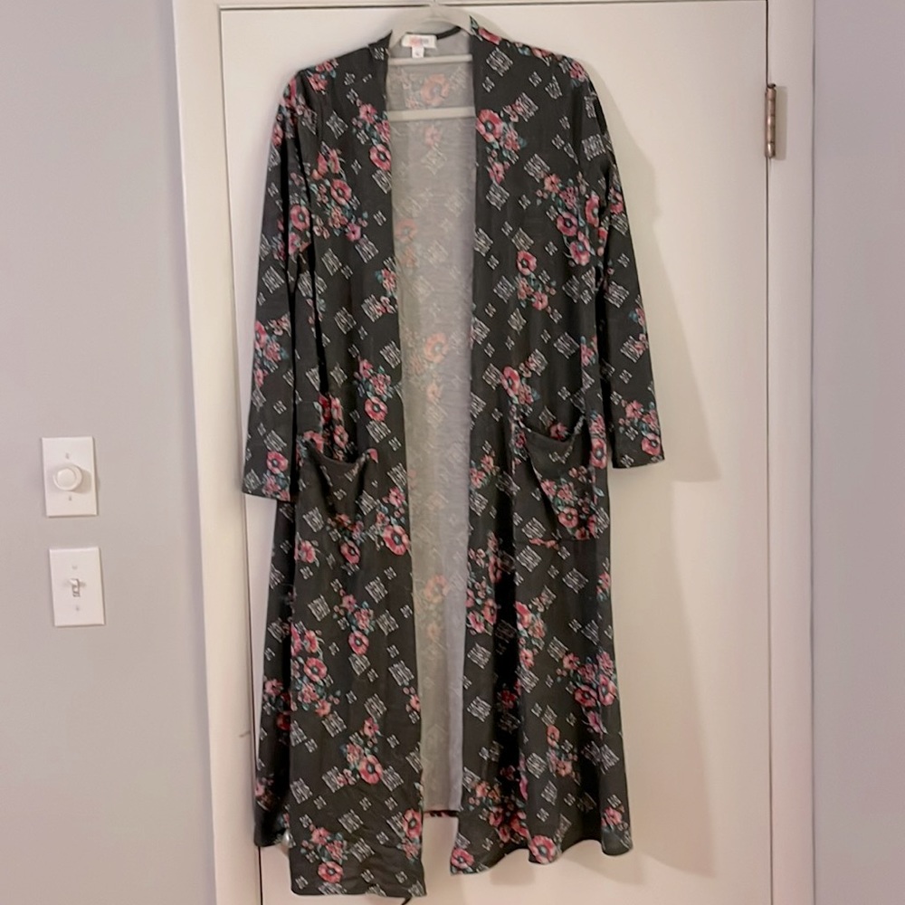 Beautiful Lularoe duster